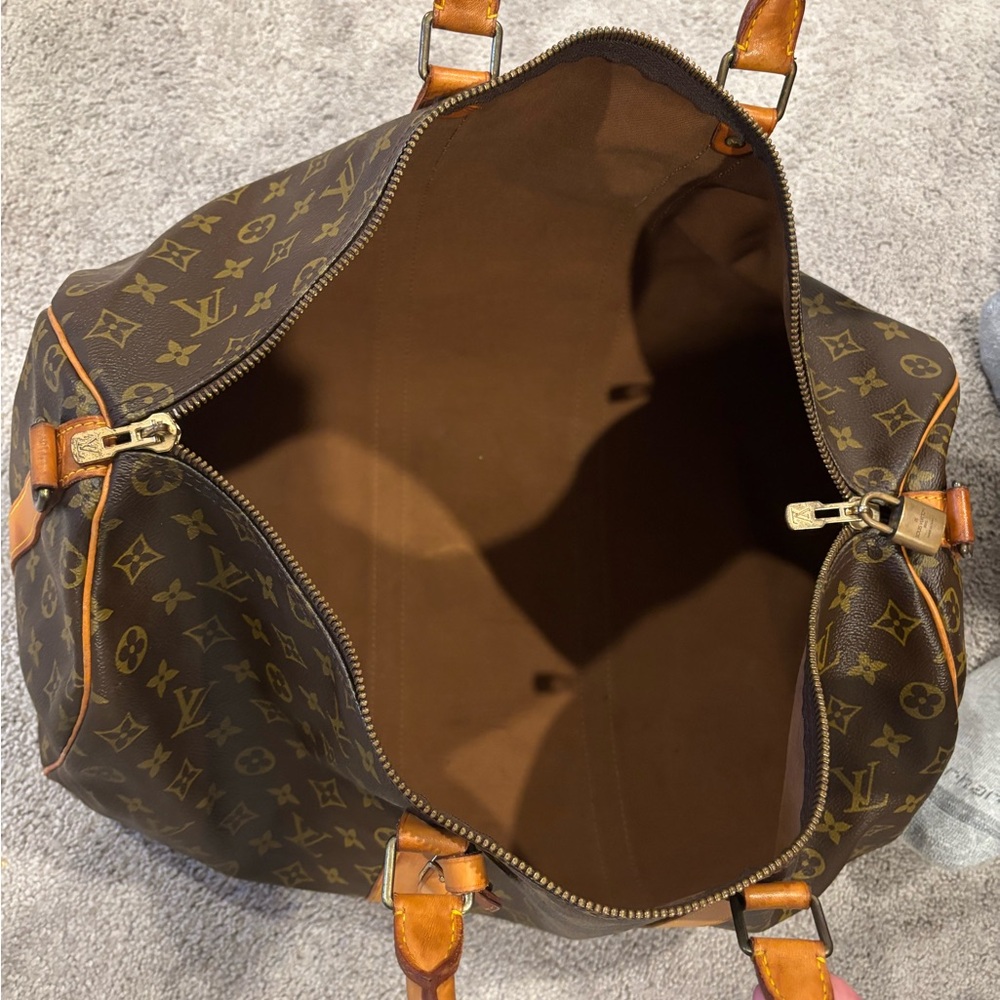 Auth Louis Vuitton Keepall 50 Monogram Travel Bag - Picture 16 of 16